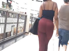 Jiggly Phat Ass Donk in Red Pants (edited)