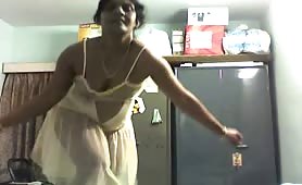 Indian Bhabhi Dancing and Masturbating