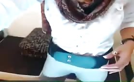 Arabian Slut Masturbating Dressed on Cam